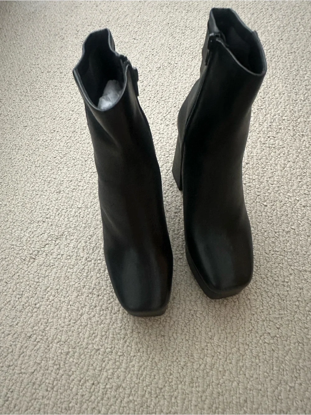Aldo Black Platform Ankle Boots - Sleek Women's Fashion Boot